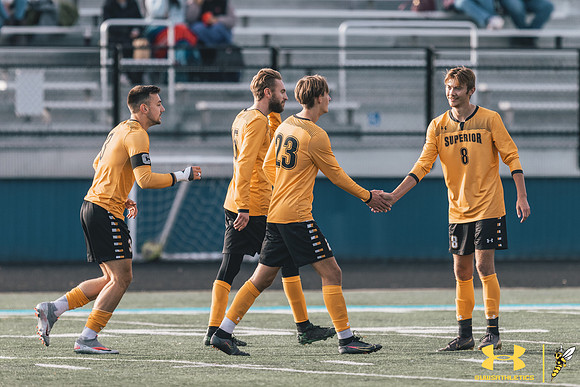 2021.10.22 UWS MSOC vs. NCU40