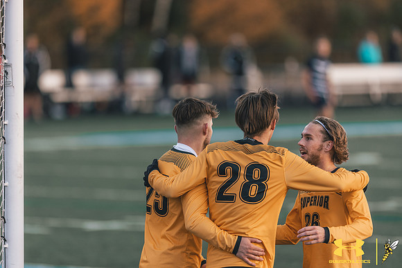 2021.10.22 UWS MSOC vs. NCU139