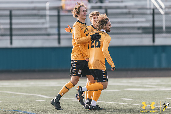 2021.10.22 UWS MSOC vs. NCU56