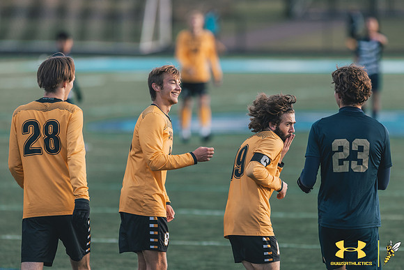 2021.10.22 UWS MSOC vs. NCU120