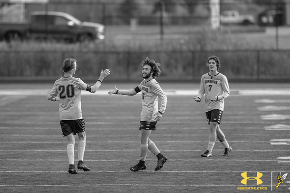 2021.10.22 UWS MSOC vs. NCU122
