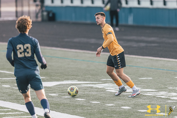 2021.10.22 UWS MSOC vs. NCU111