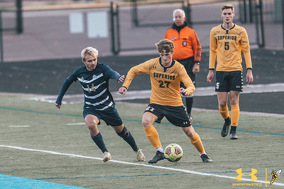 2021.10.22 UWS MSOC vs. NCU142