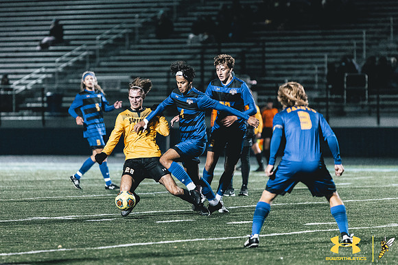 2021.10.20 UWS MSOC vs. CSS WM75
