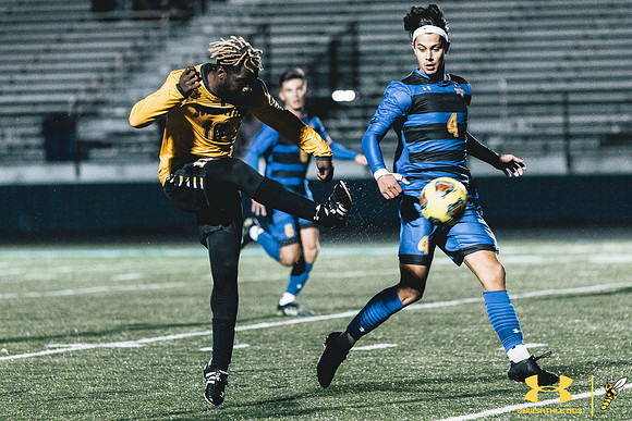 2021.10.20 UWS MSOC vs. CSS WM79