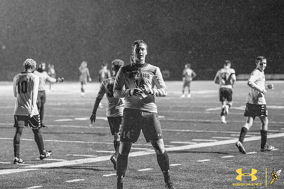 2021.10.20 UWS MSOC vs. CSS WM239