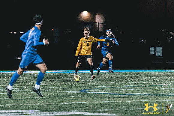 2021.10.20 UWS MSOC vs. CSS WM70