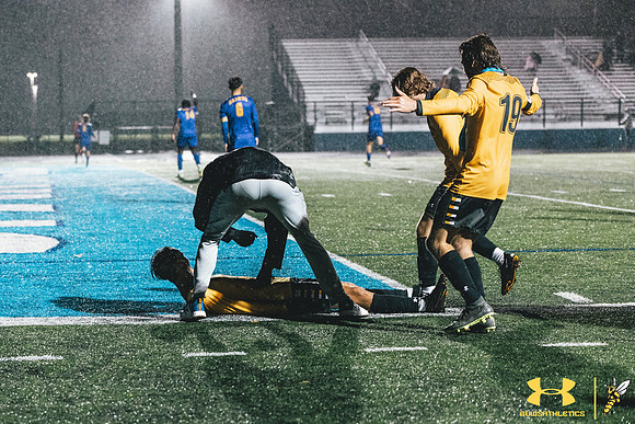 2021.10.20 UWS MSOC vs. CSS WM198
