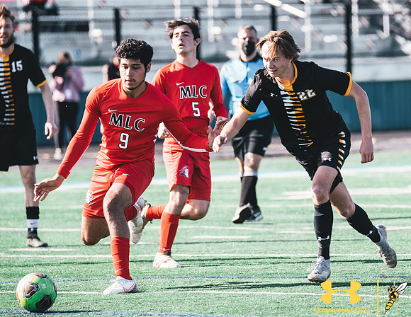 2021.04.03 UWS MSOC vs. MLC WM117