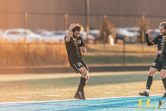 2021.10.22 UWS MSOC vs. UNW WM104