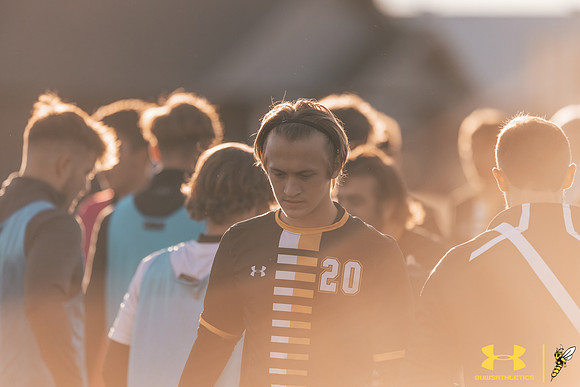 2021.10.22 UWS MSOC vs. UNW WM57