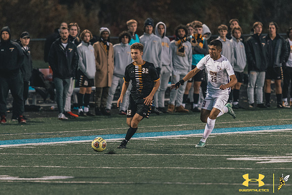 2021.10.22 UWS MSOC vs. UNW WM124