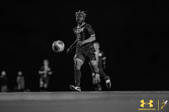 2021.10.22 UWS MSOC vs. UNW WM158