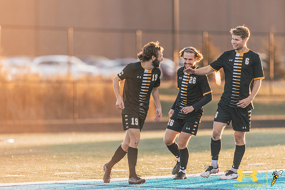 2021.10.22 UWS MSOC vs. UNW WM111