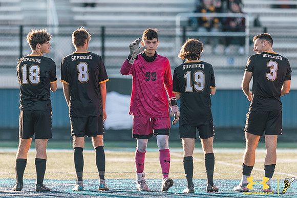 2021.10.22 UWS MSOC vs. UNW WM55