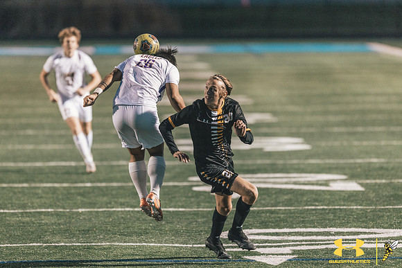 2021.10.22 UWS MSOC vs. UNW WM135