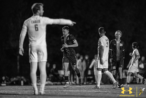 2021.10.22 UWS MSOC vs. UNW WM152