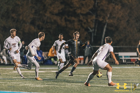 2021.10.22 UWS MSOC vs. UNW WM140