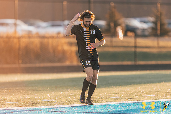 2021.10.22 UWS MSOC vs. UNW WM96