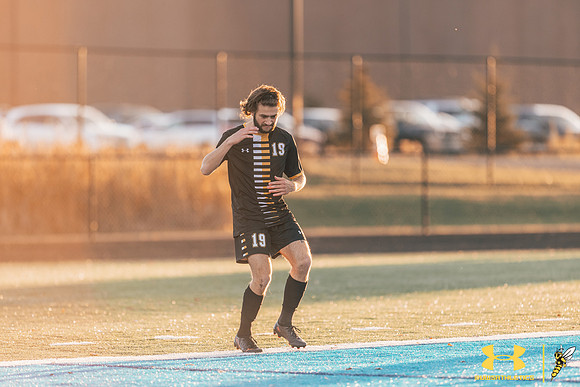 2021.10.22 UWS MSOC vs. UNW WM100