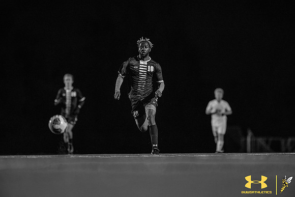 2021.10.22 UWS MSOC vs. UNW WM156