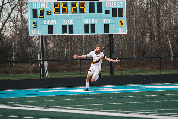 11.6.21 uws soccer-55