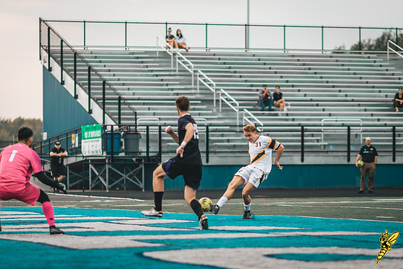 UWS MSOC vs. CROWN WM Harry56