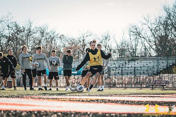 UWS MSOC PRAC NCAA42