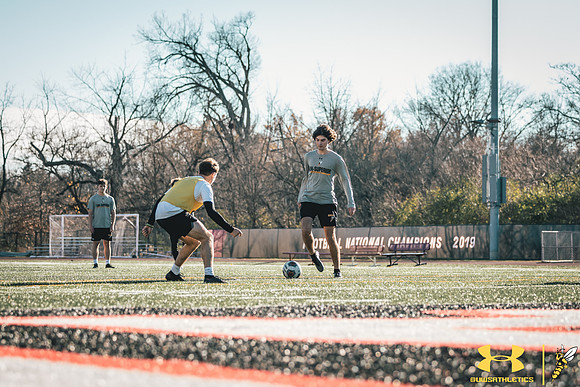 UWS MSOC PRAC NCAA32