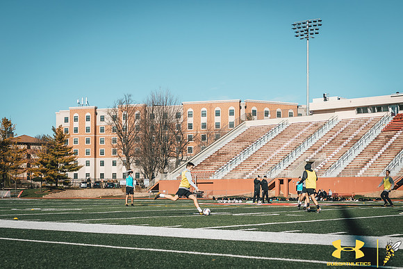 UWS MSOC PRAC NCAA57