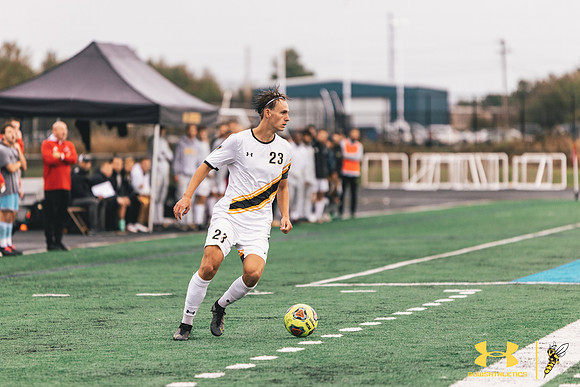 2021.09.24 UWS MSOC vs. BLC WM66