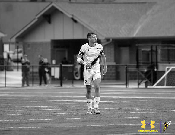 2021.09.24 UWS MSOC vs. BLC WM82