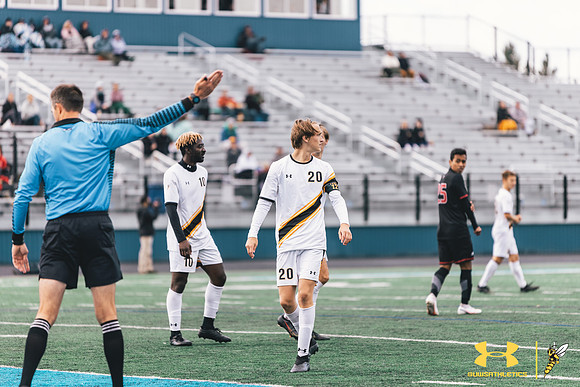 2021.09.24 UWS MSOC vs. BLC WM190