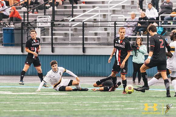 2021.09.24 UWS MSOC vs. BLC WM115