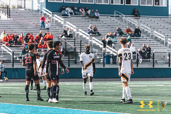 2021.09.24 UWS MSOC vs. BLC WM205