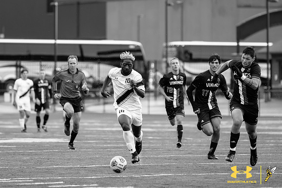 2021.09.24 UWS MSOC vs. BLC WM77