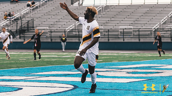 2021.09.24 UWS MSOC vs. BLC WM84