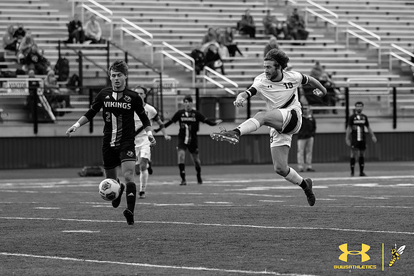 2021.09.24 UWS MSOC vs. BLC WM155