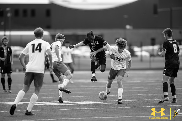 2021.09.25 UWS MSOC vs. MLC WM76