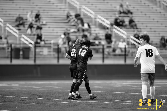 2021.09.25 UWS MSOC vs. MLC WM150