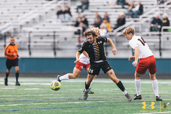 2021.09.25 UWS MSOC vs. MLC WM200