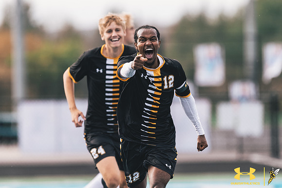 2021.09.25 UWS MSOC vs. MLC WM159
