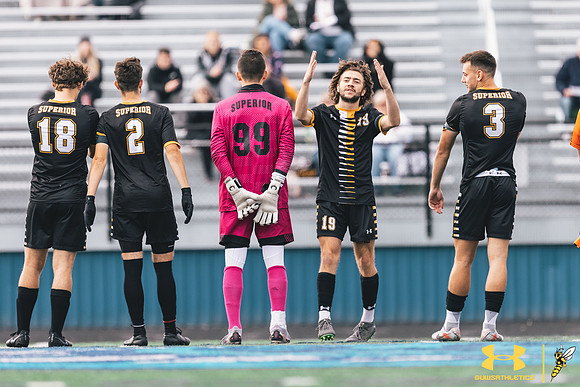 2021.09.25 UWS MSOC vs. MLC WM185