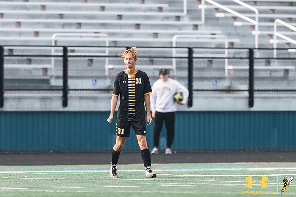 2021.09.25 UWS MSOC vs. MLC WM138
