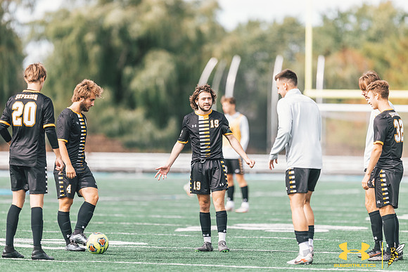 2021.09.25 UWS MSOC vs. MLC WM95