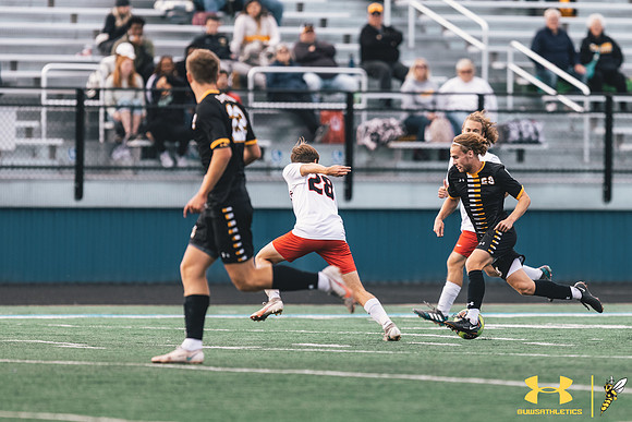 2021.09.25 UWS MSOC vs. MLC WM172