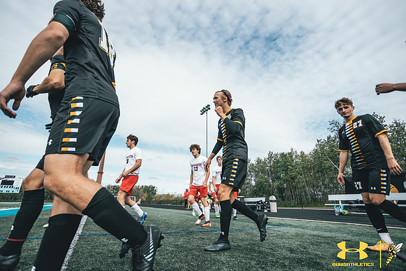 2021.09.25 UWS MSOC vs. MLC WM230