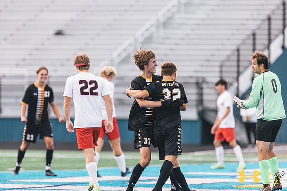 2021.09.25 UWS MSOC vs. MLC WM41