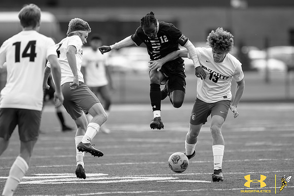 2021.09.25 UWS MSOC vs. MLC WM77