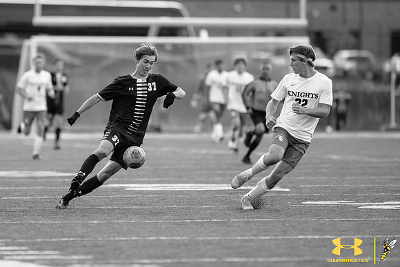 2021.09.25 UWS MSOC vs. MLC WM63